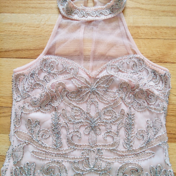 NWT Lulu's Beaded Blush Formal Dress Size XS - Picture 6 of 7